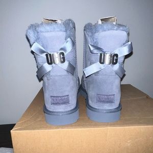 UGG Bailey Short Boots
